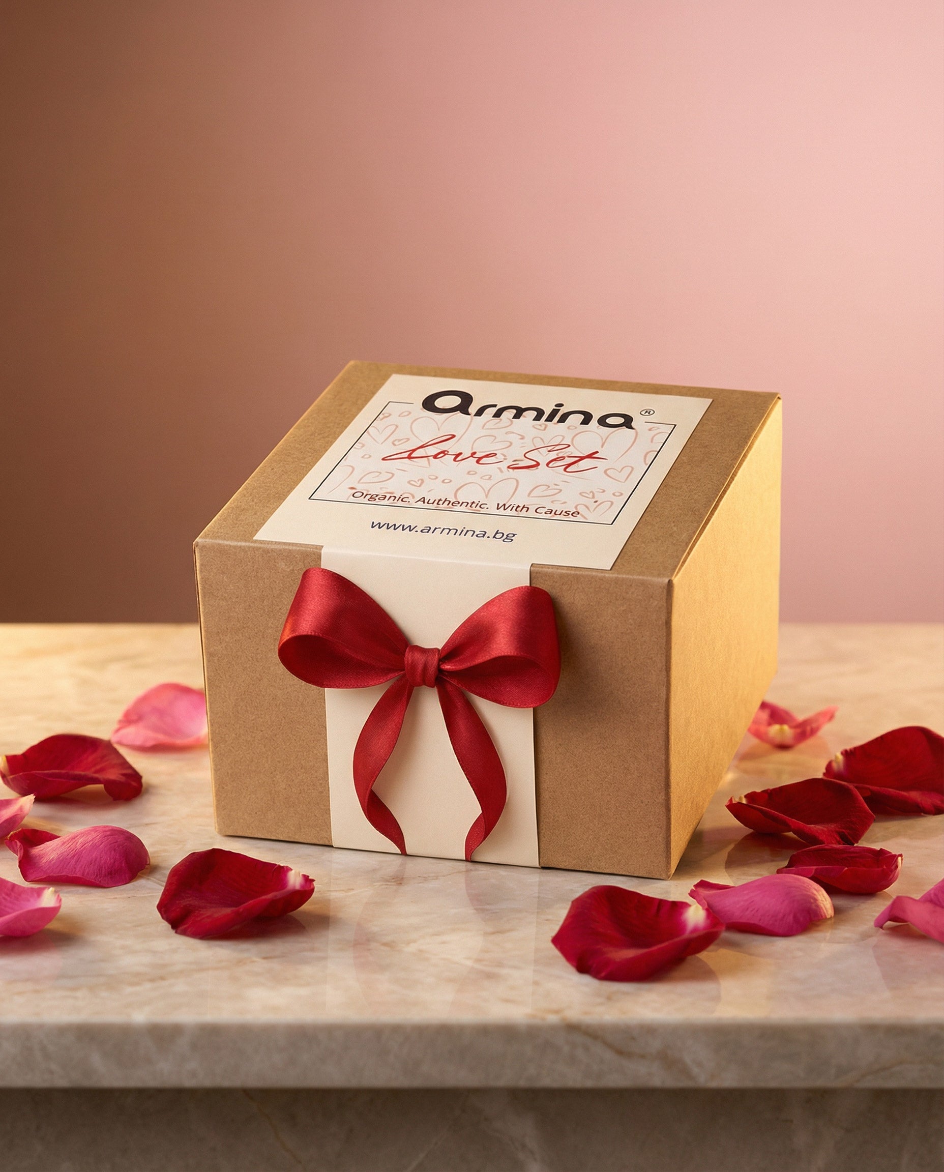 Кутия Кадифена близост